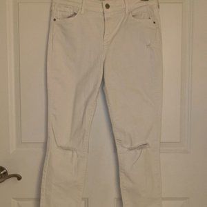 White distressed jeans